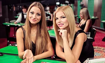 Đội ngũ hỗ trợ khách hàng 988bet